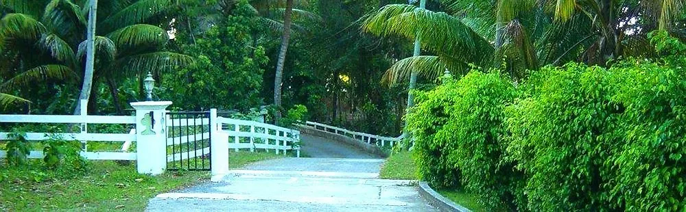 Icis Villas Brewers Bay 0*,