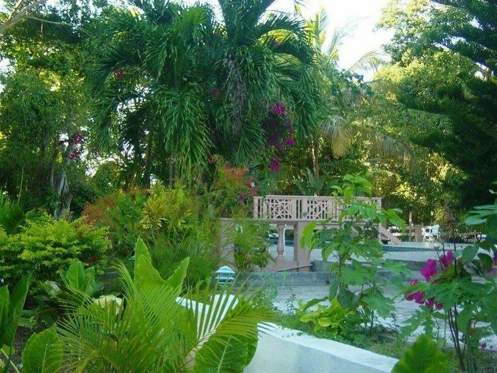 Icis Villas Brewers Bay